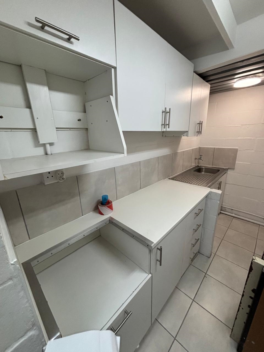 To Let commercial Property for Rent in Okavango Park Western Cape